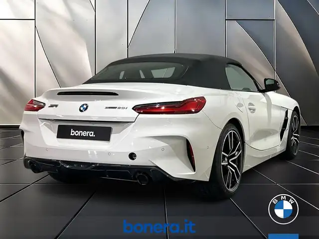 BMW Z4 view 5