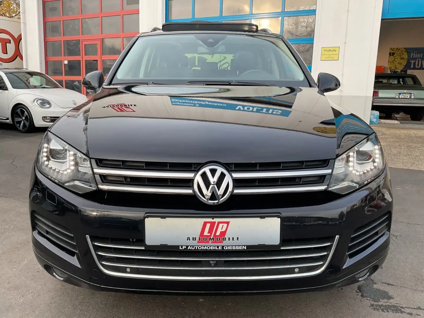 Volkswagen Touareg V6 3.0 TDI R-Line Pano Kamera Navi AHK Noir - 2