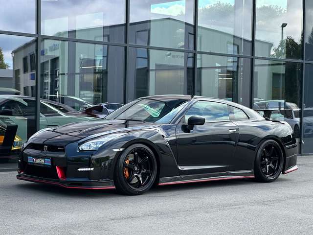 Nissan GT-R 3.8l Nismo 2.HA/S-HEFT/BRD/CARBON/RECARO/LM