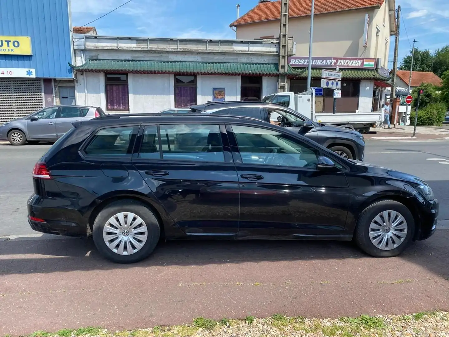 Volkswagen Golf Golf SW 1.6 16V TDI CR - 115  DSG 7 Trendline Busi Siyah - 2