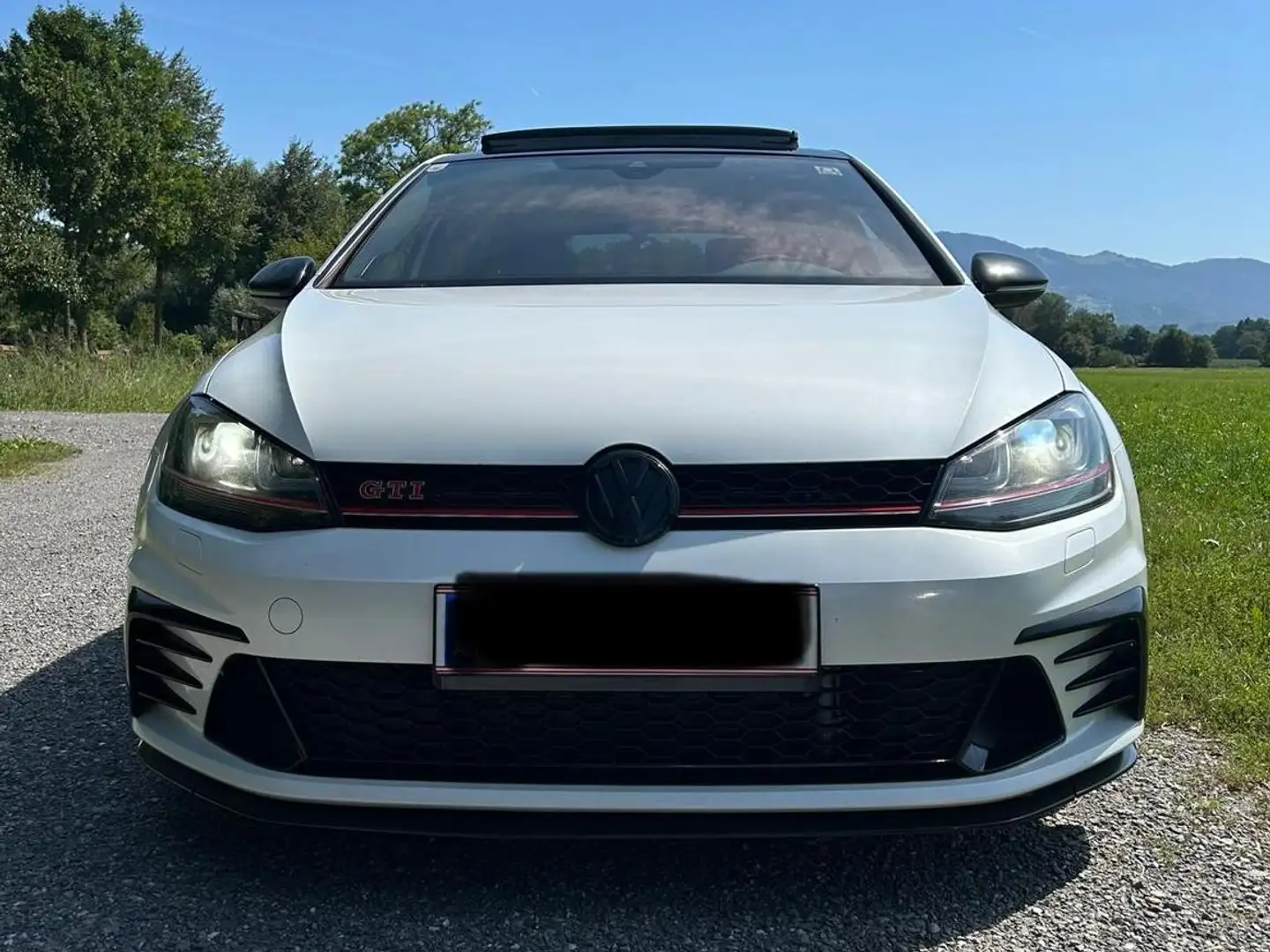 Volkswagen Golf GTI Golf GTI 2,0 TSI Clubsport GTI Clubsport Weiß - 2