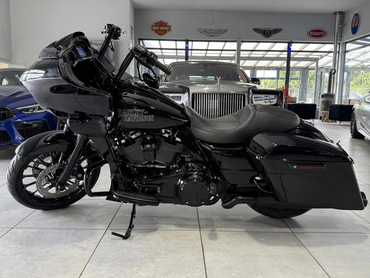 Harley-Davidson Road Glide Special FLTRXS 114  APE Custom Navi Schwarz - 2