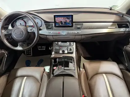 Annonce voiture d'occasion Audi S8 - CARADIZE