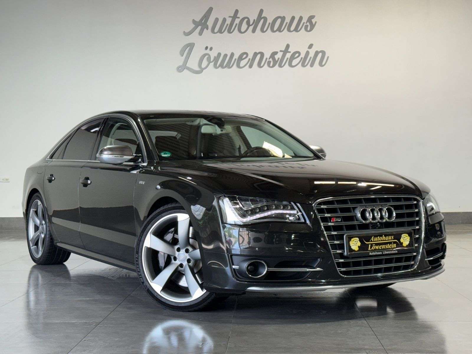 Audi S8