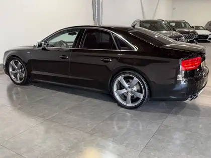 Annonce voiture d'occasion Audi S8 - CARADIZE