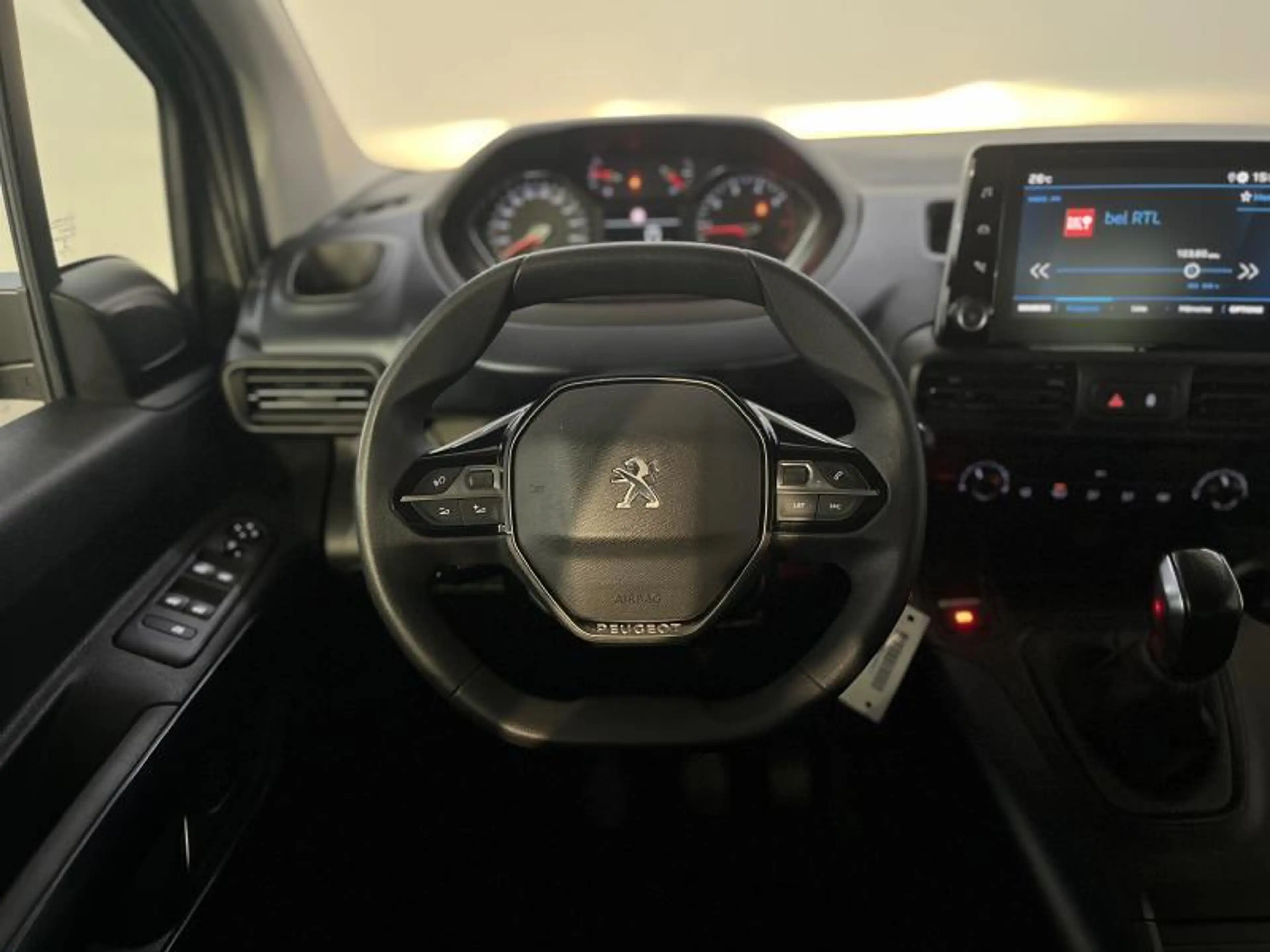 Peugeot Rifter Allure — photo 11