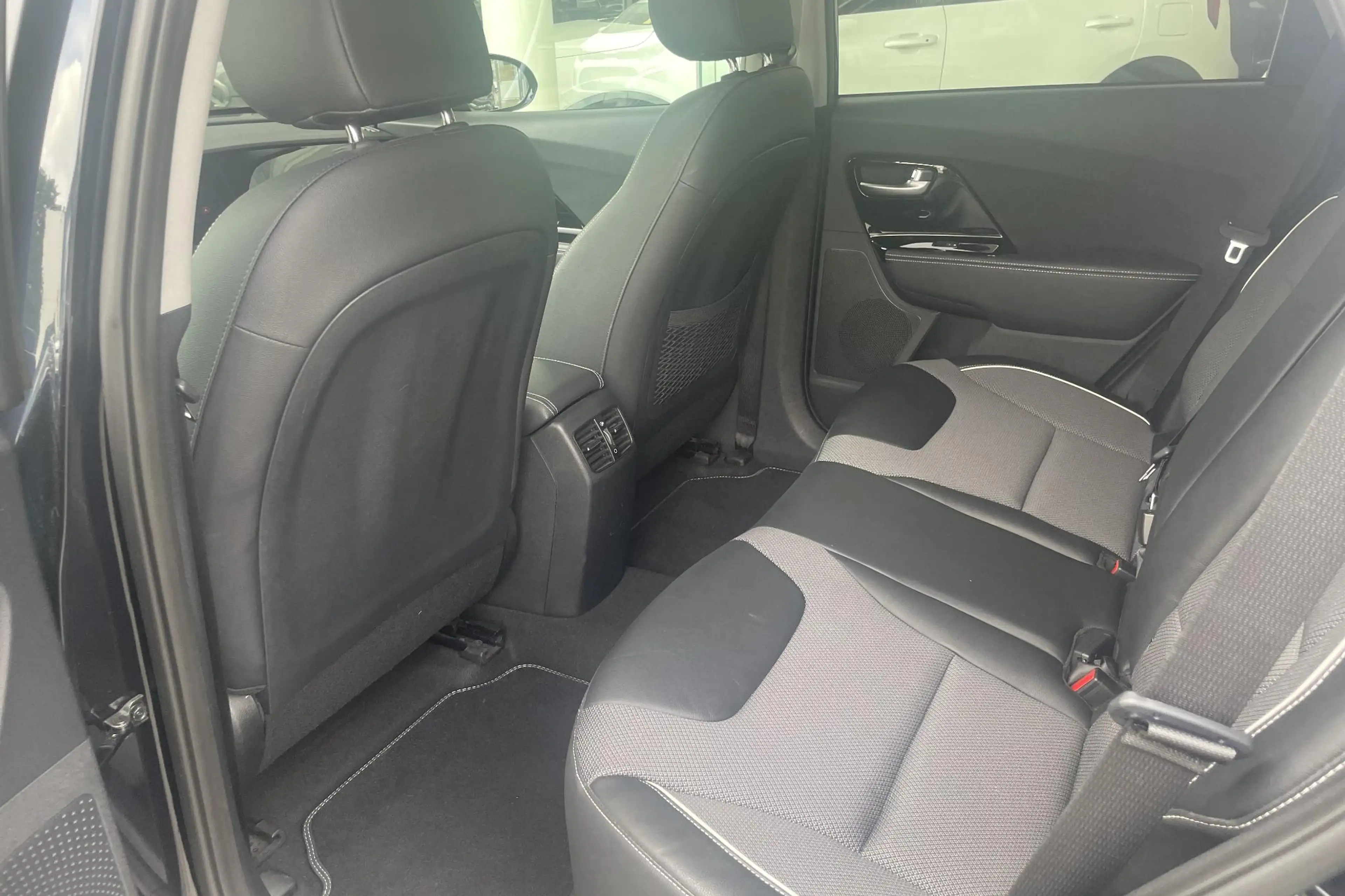 Kia e-Niro DynamicPlusLine 64 kWh — photo 13