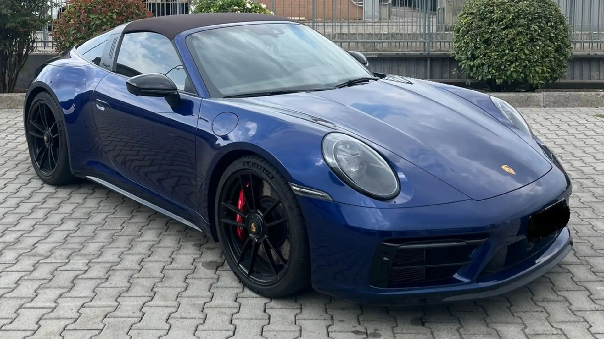 Porsche 992 911 Targa 3.0 4 GTS auto cv 480  IN ARRIVO Blu/Azzurro - 1
