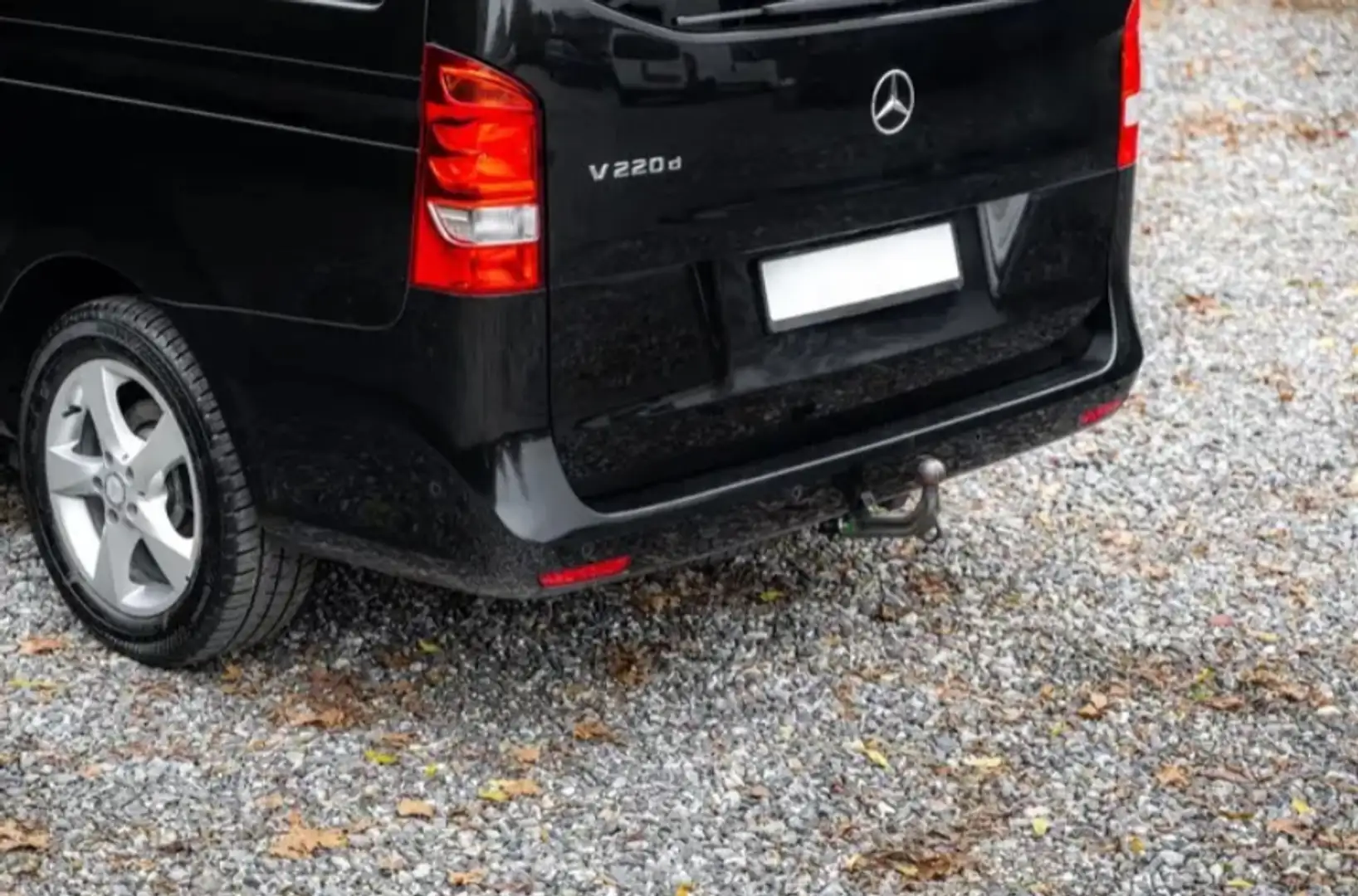 Mercedes-Benz V 200d Largo Avantgarde 7G Tronic Negro - 2