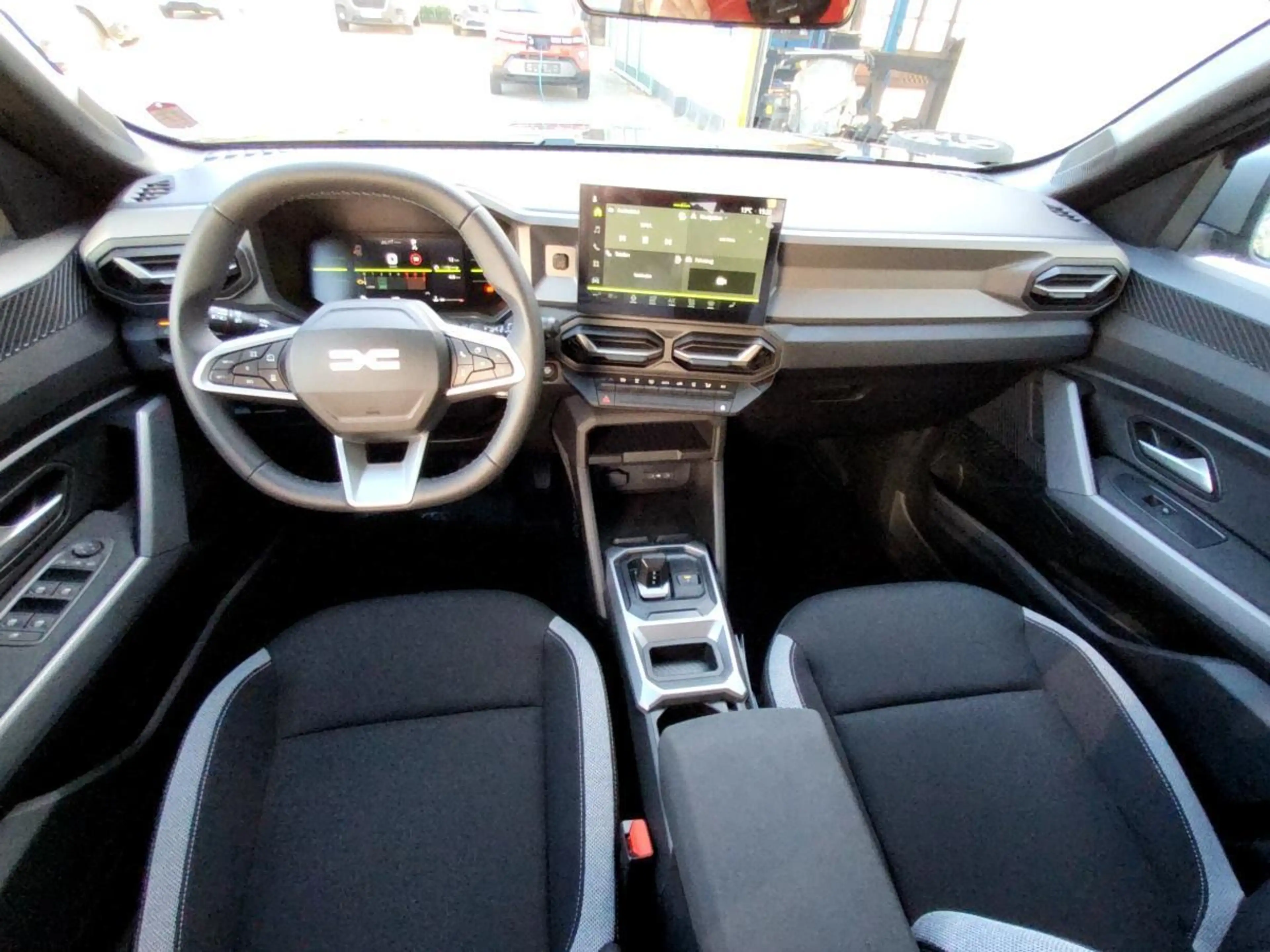 Dacia Duster Journey Eco-G 120 auto — photo 8