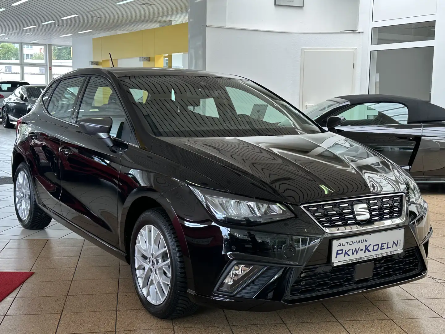 SEAT Ibiza 1.0 Eco TSi Xcellence *LED*NAVi*KESSY*APS* Schwarz - 2