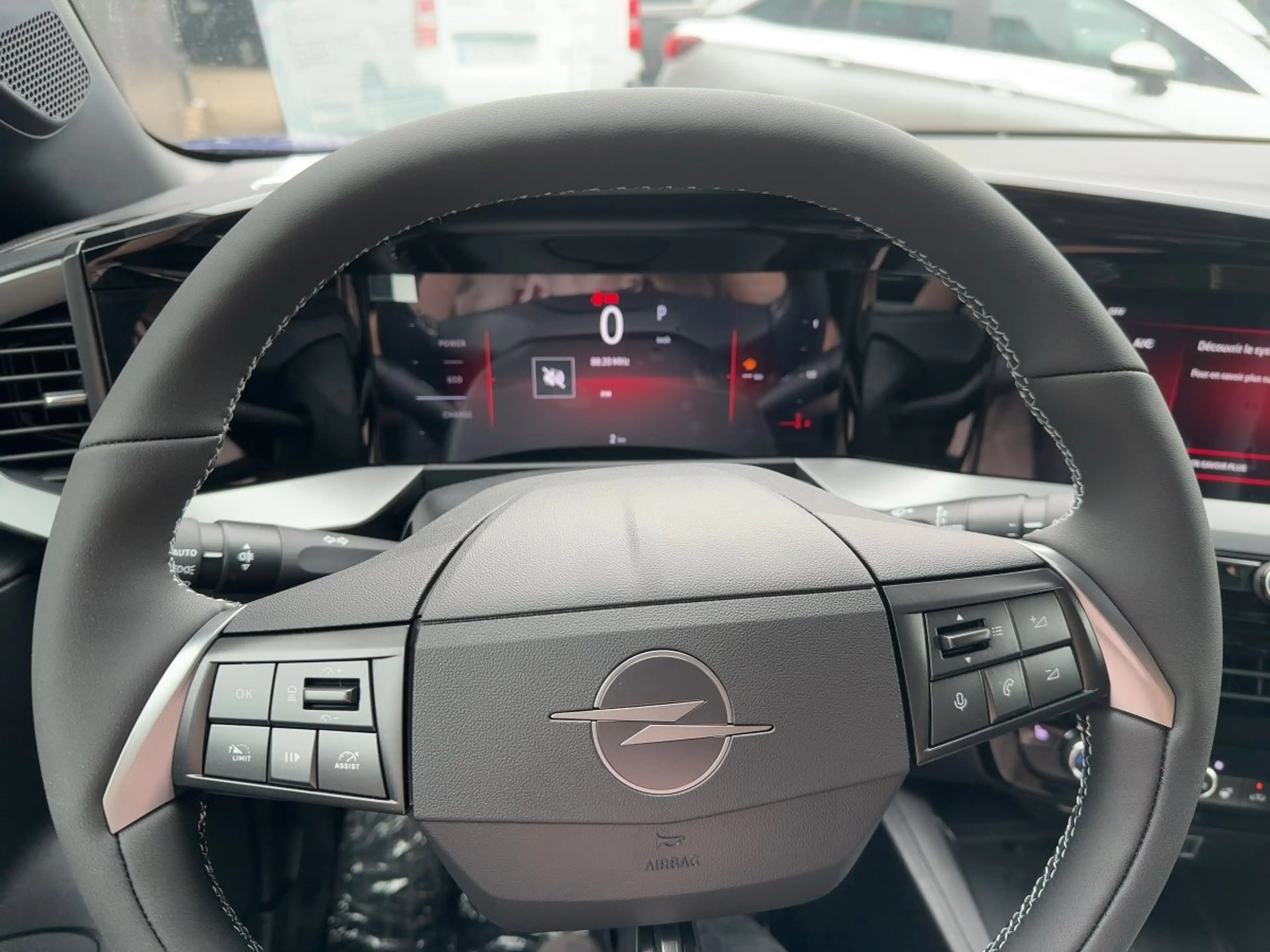 Opel Mokka Ultimate **Kamera+Winter/Paket+Allwetter** — photo 12