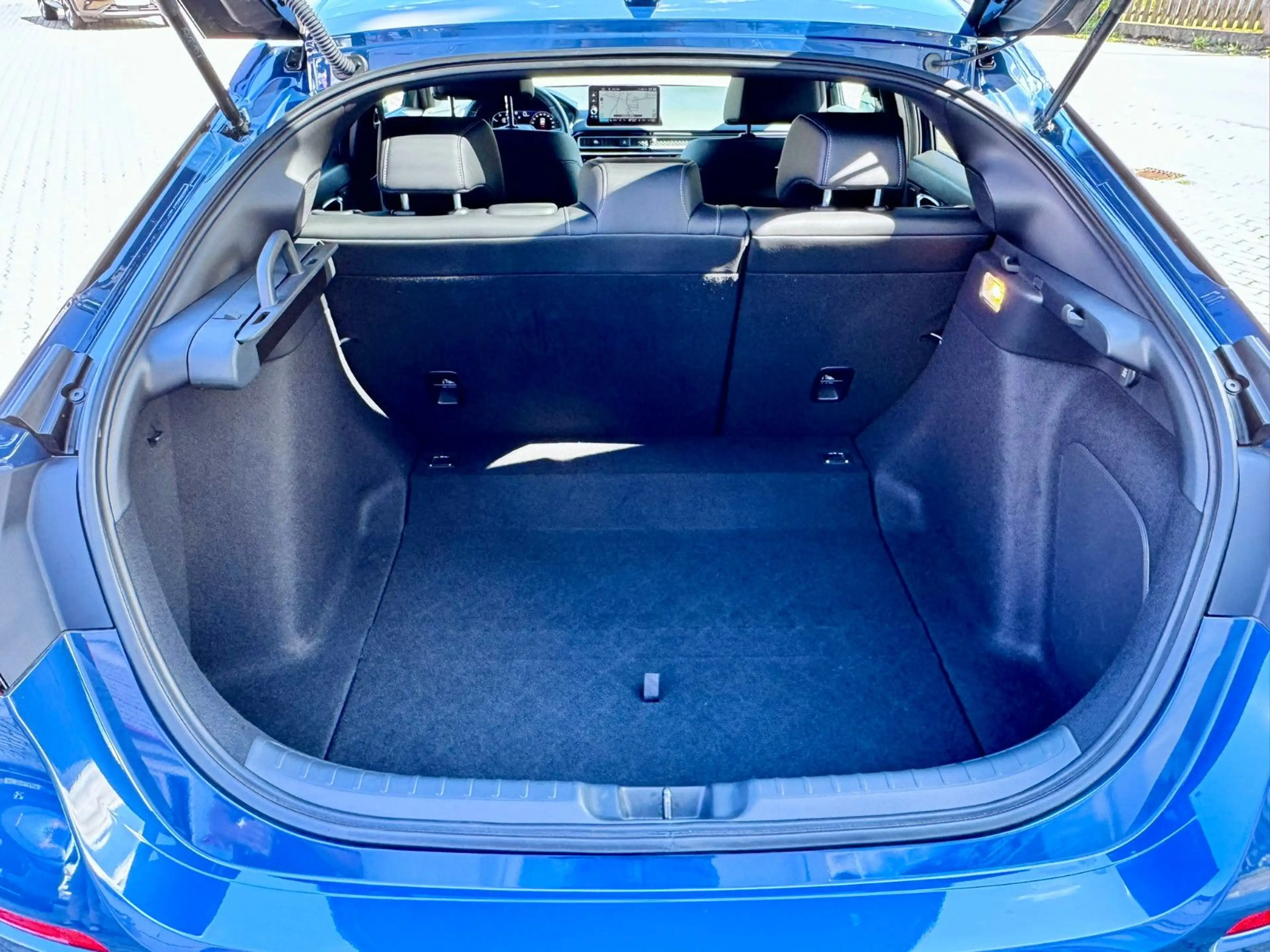 Honda Civic 2.0 e:HEV 5-trg.  Advance 5J Garantie — photo 10