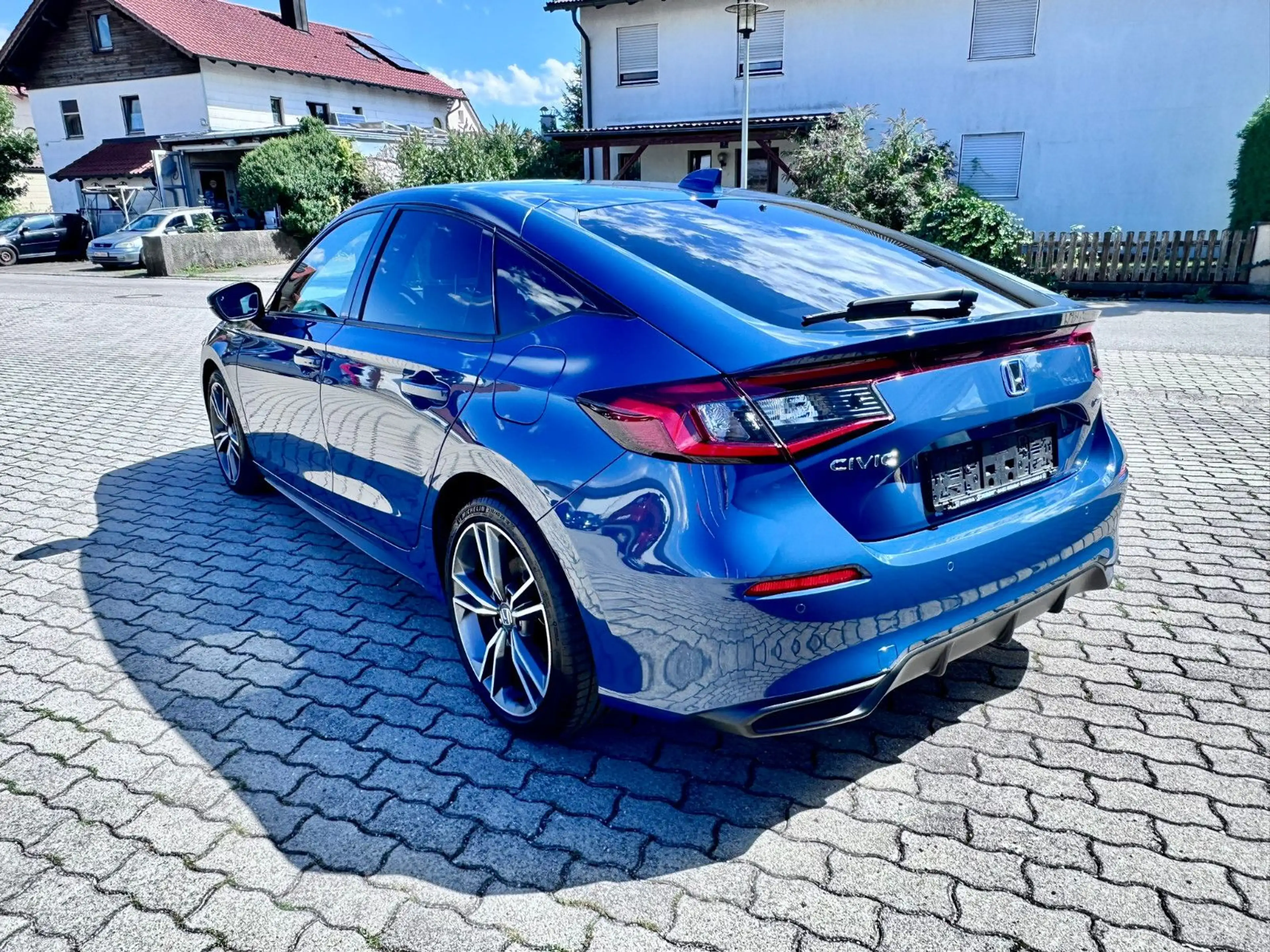 Honda Civic 2.0 e:HEV 5-trg.  Advance 5J Garantie — photo 3