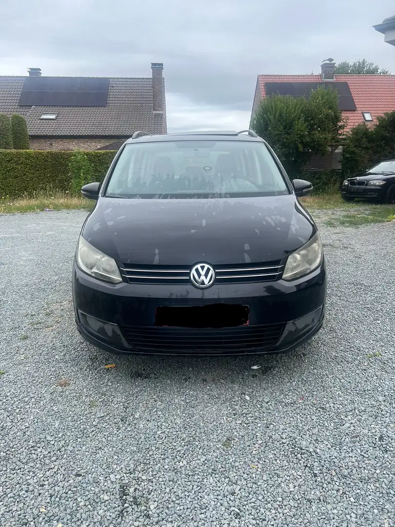 Volkswagen Touran - 1