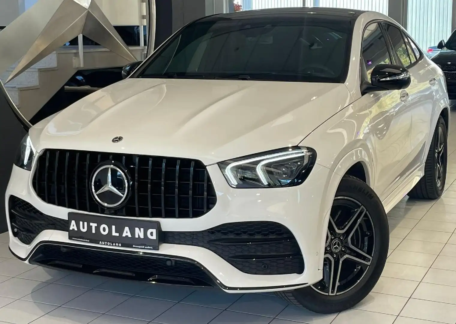 Mercedes-Benz GLE 400 d 4Matic Coupe AMG LINE Standheizung,Panorama Weiß - 1