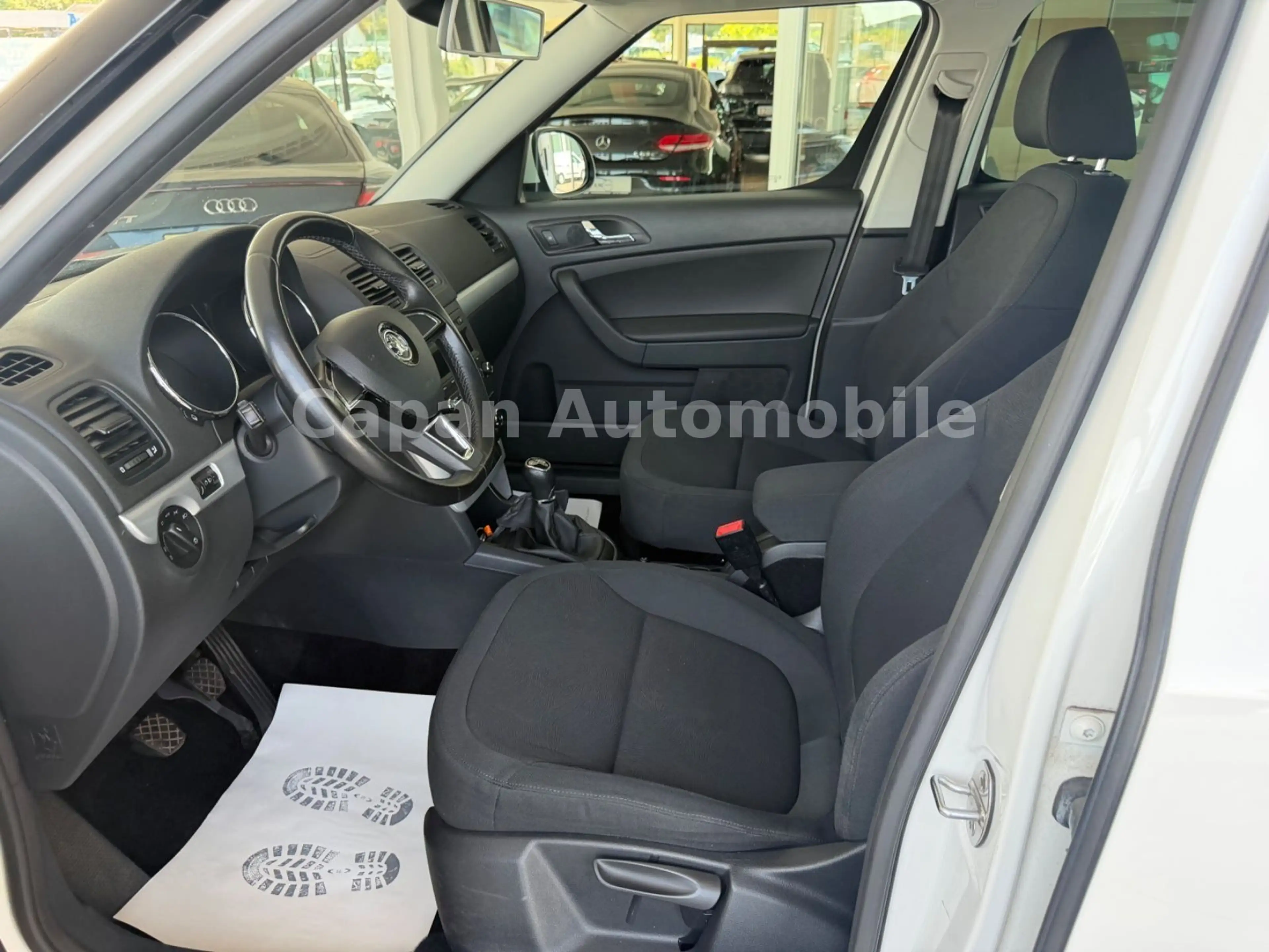 Skoda Yeti Ambition 1.Hand/Klima/SHZ/PDC/EURO6 — photo 10
