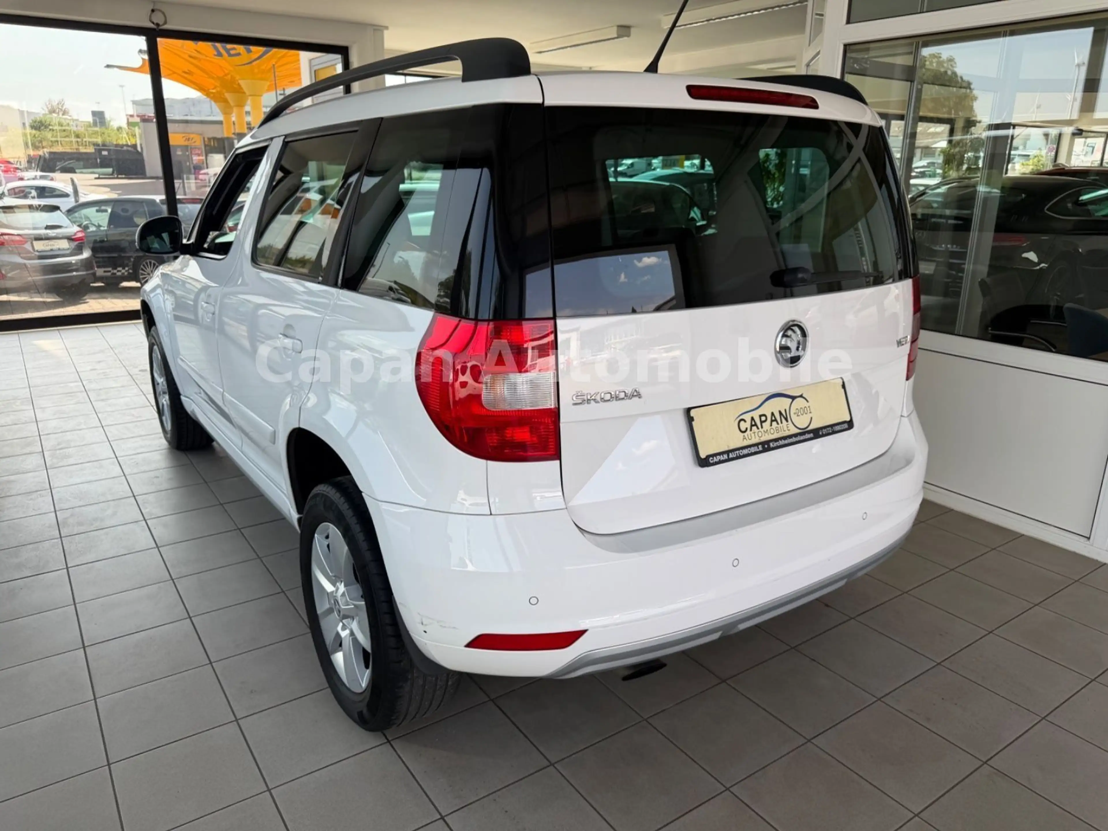 Skoda Yeti Ambition 1.Hand/Klima/SHZ/PDC/EURO6 — photo 4