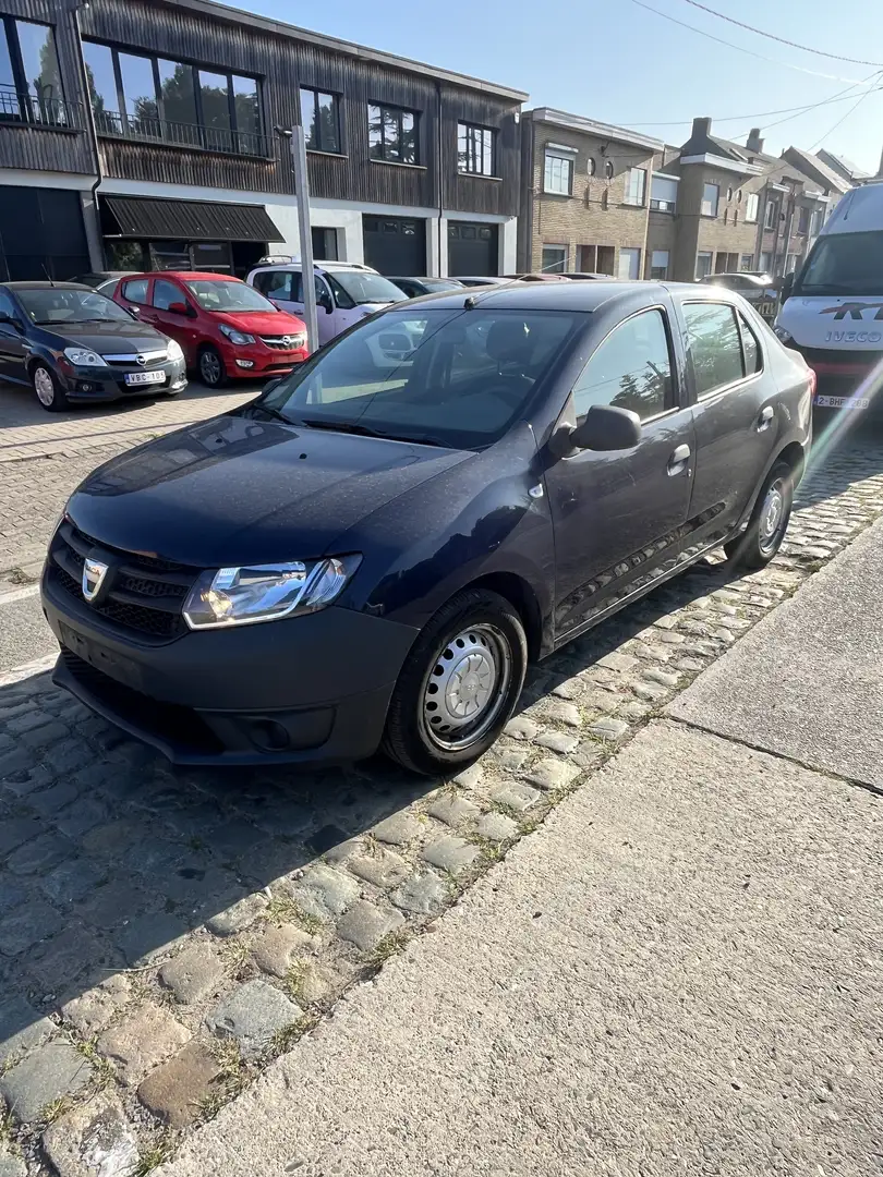 Dacia Logan 1.2i Bleu - 1