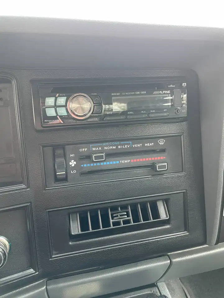 Jeep Cherokee XJ Limited 4.0L Laredo – 1988, foto 11