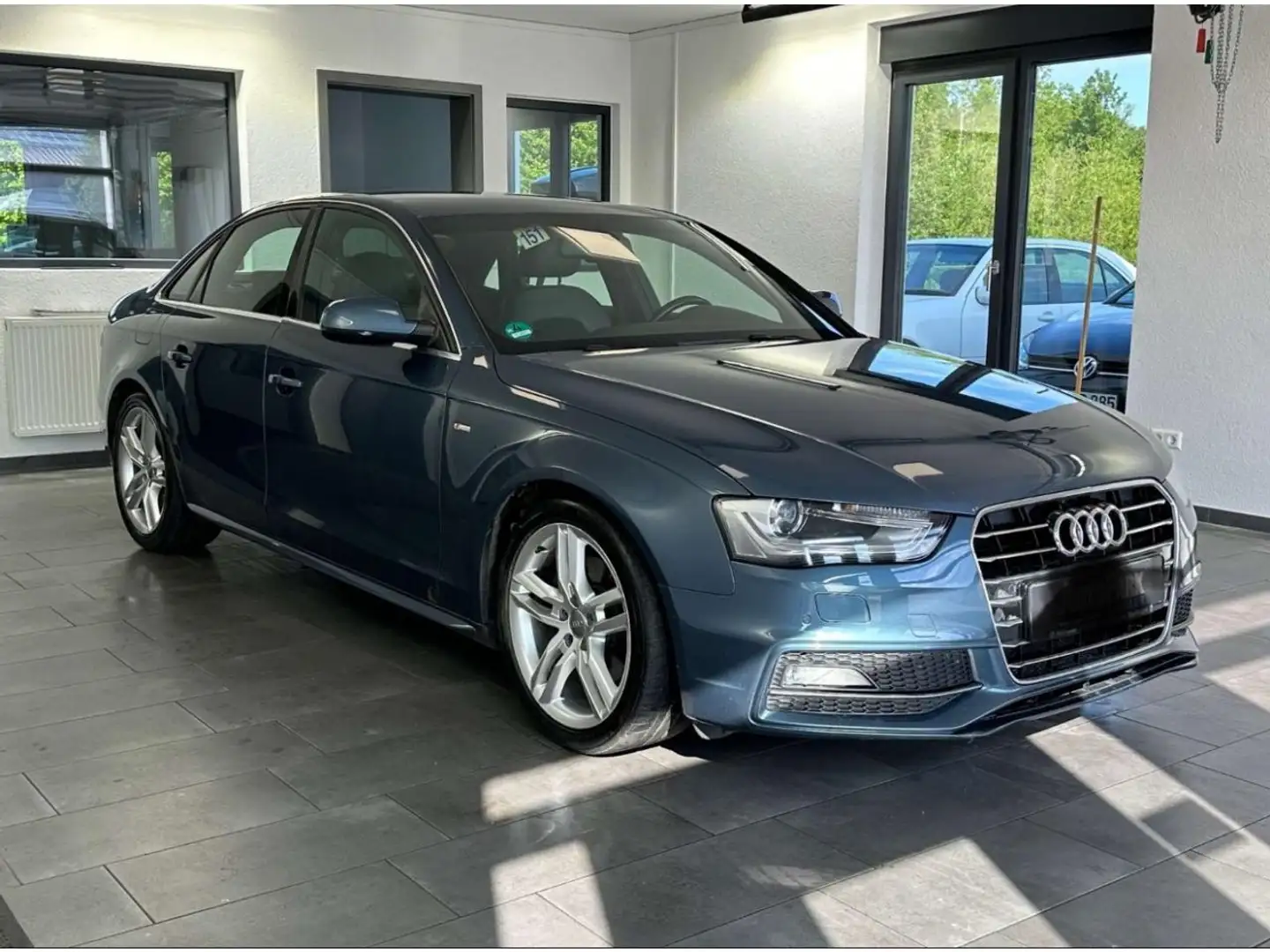 Audi A4 2.0 TDI DPF Clean Diesel - 190 - BVA Multitronic   Bleu - 1