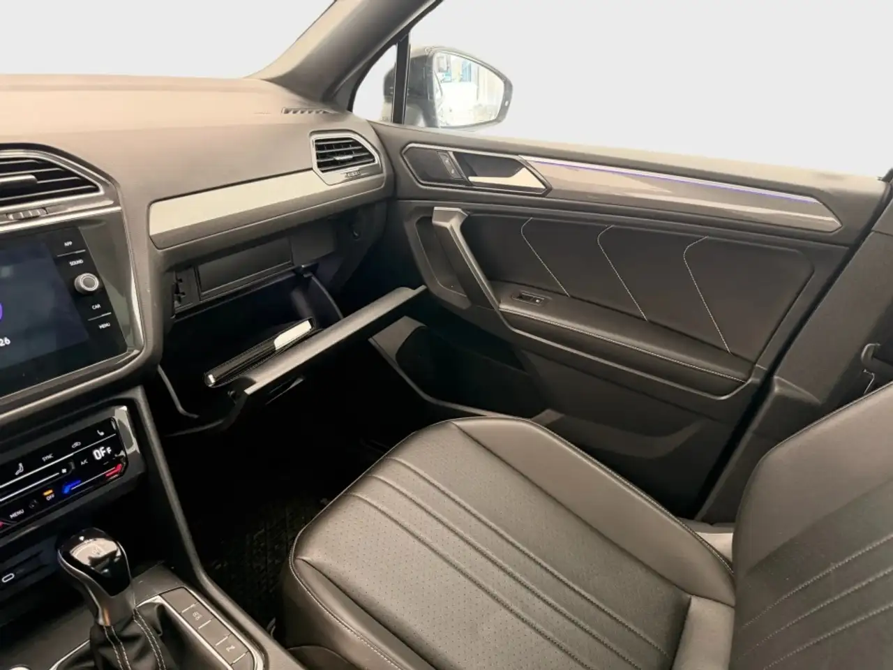 Volkswagen Tiguan снимка Volkswagen Tiguan