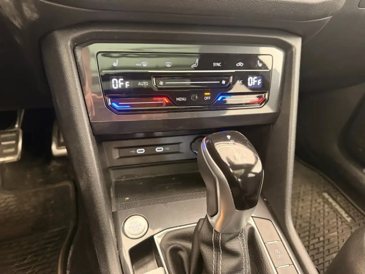 Volkswagen Tiguan снимка Volkswagen Tiguan