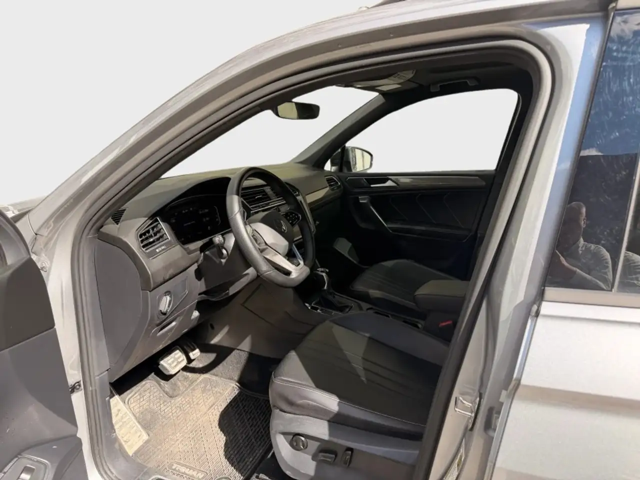 Volkswagen Tiguan снимка Volkswagen Tiguan