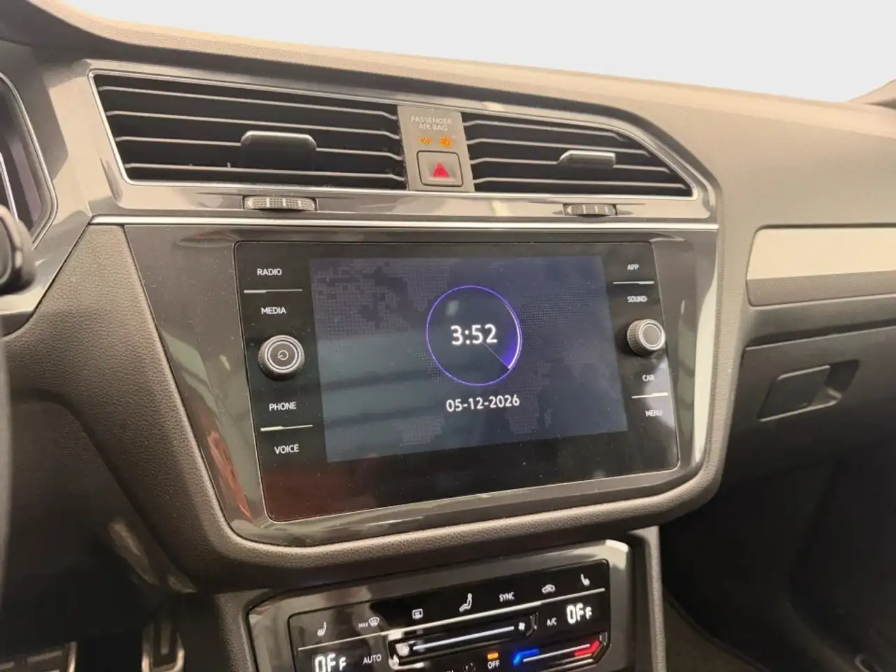 Volkswagen Tiguan снимка Volkswagen Tiguan