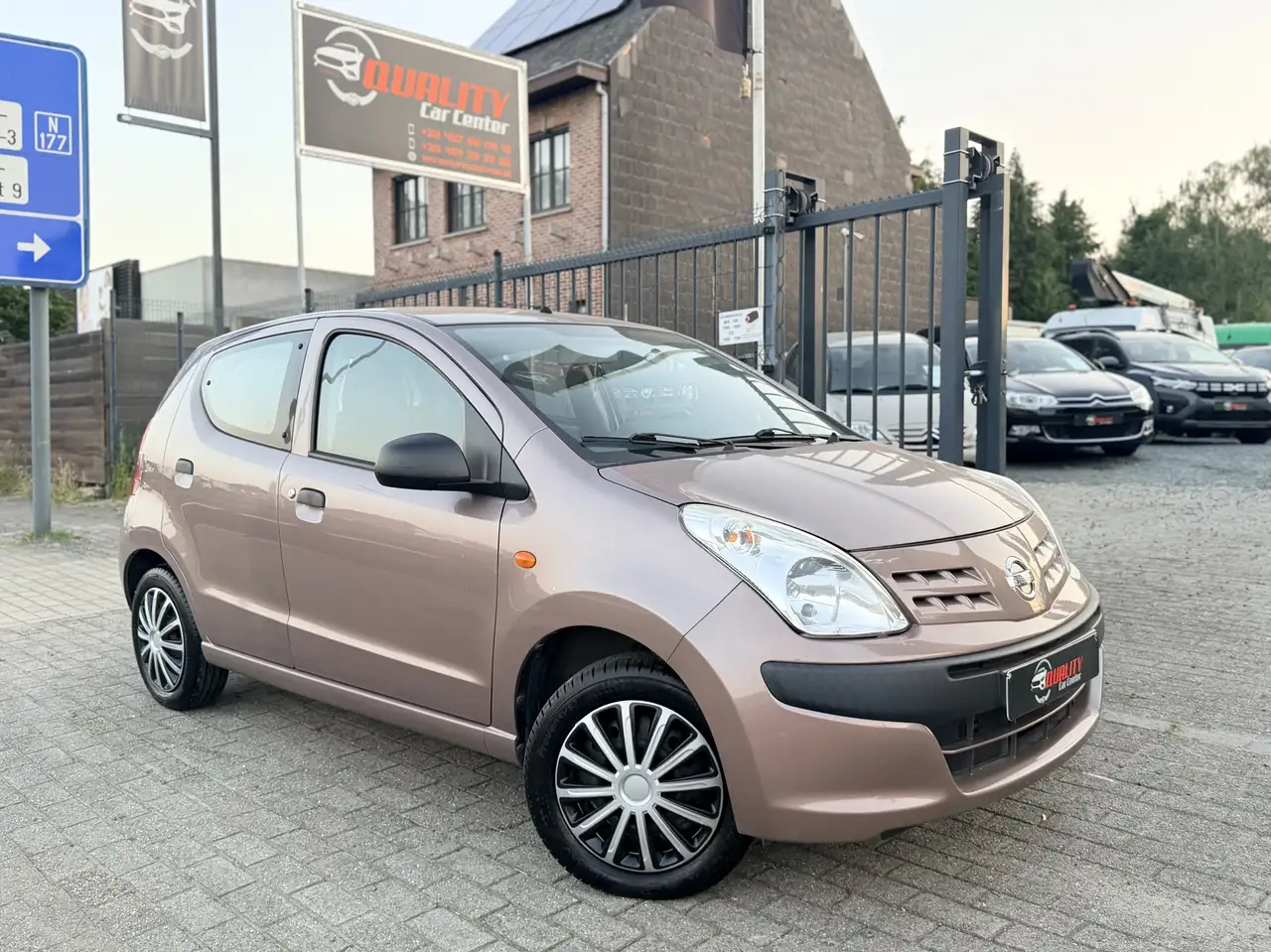 Nissan Pixo