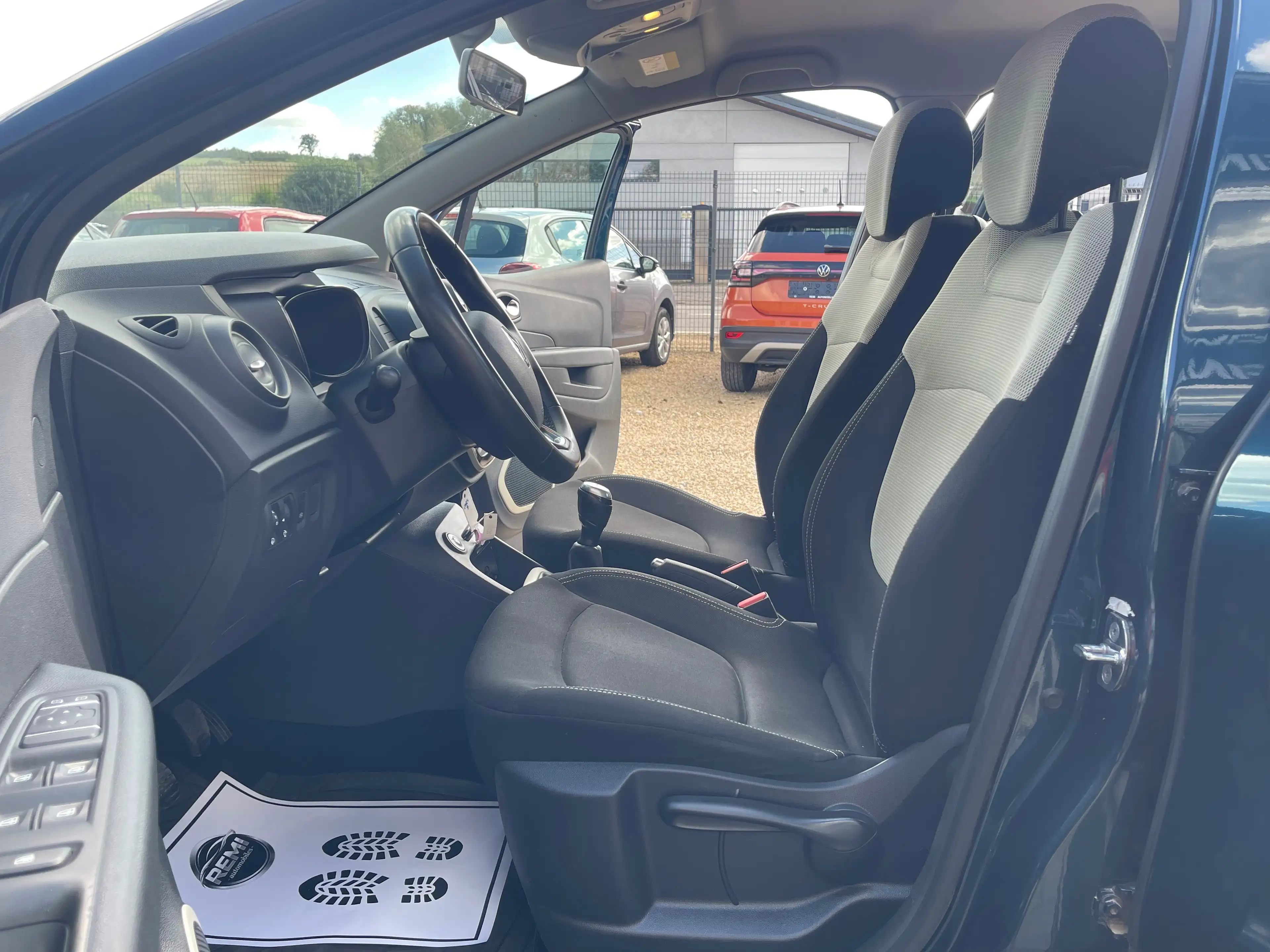 Renault Captur 0.9 TCe*NAVI*GARANTIE 1AN — photo 11