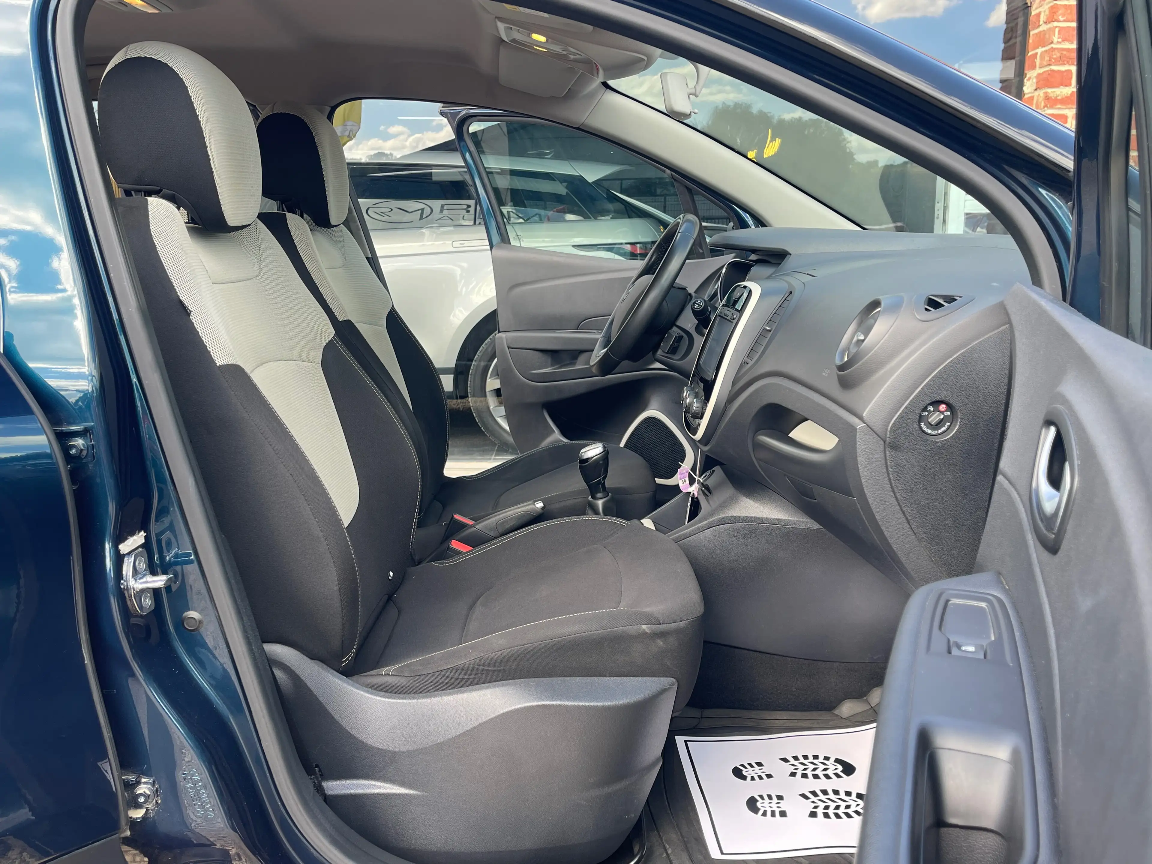Renault Captur 0.9 TCe*NAVI*GARANTIE 1AN — photo 12