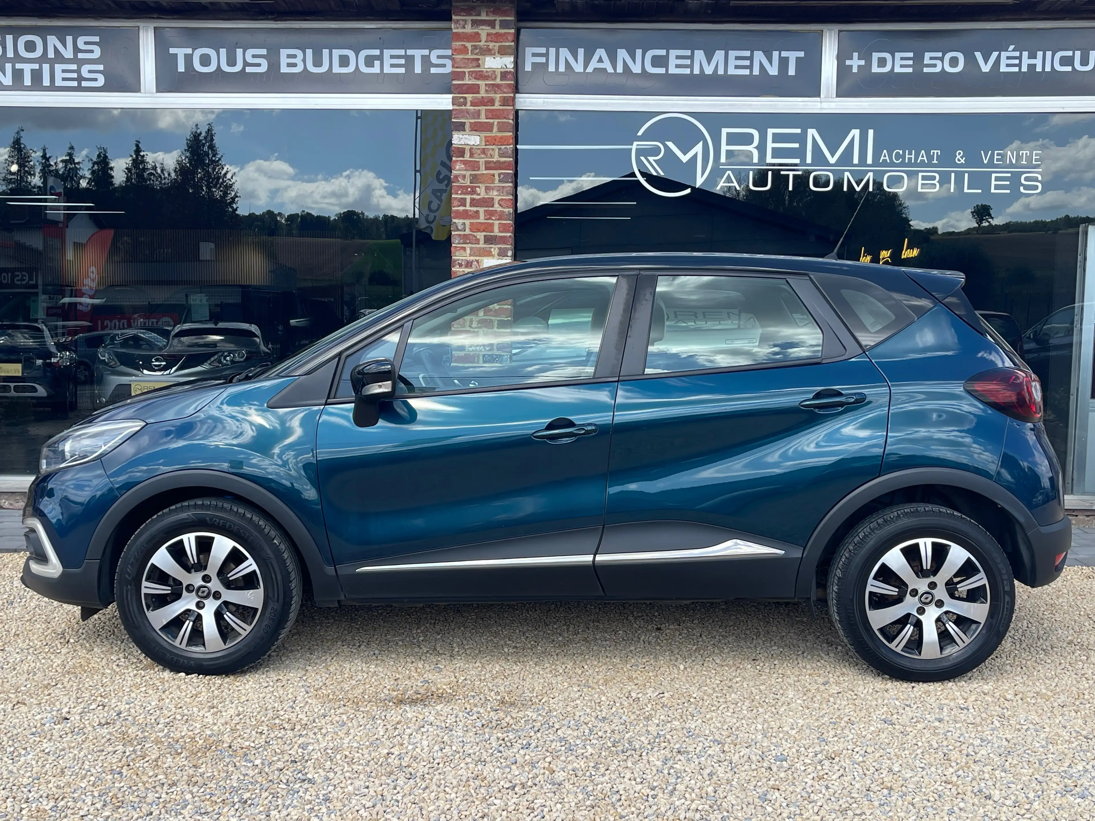 Renault Captur 0.9 TCe*NAVI*GARANTIE 1AN — photo 2