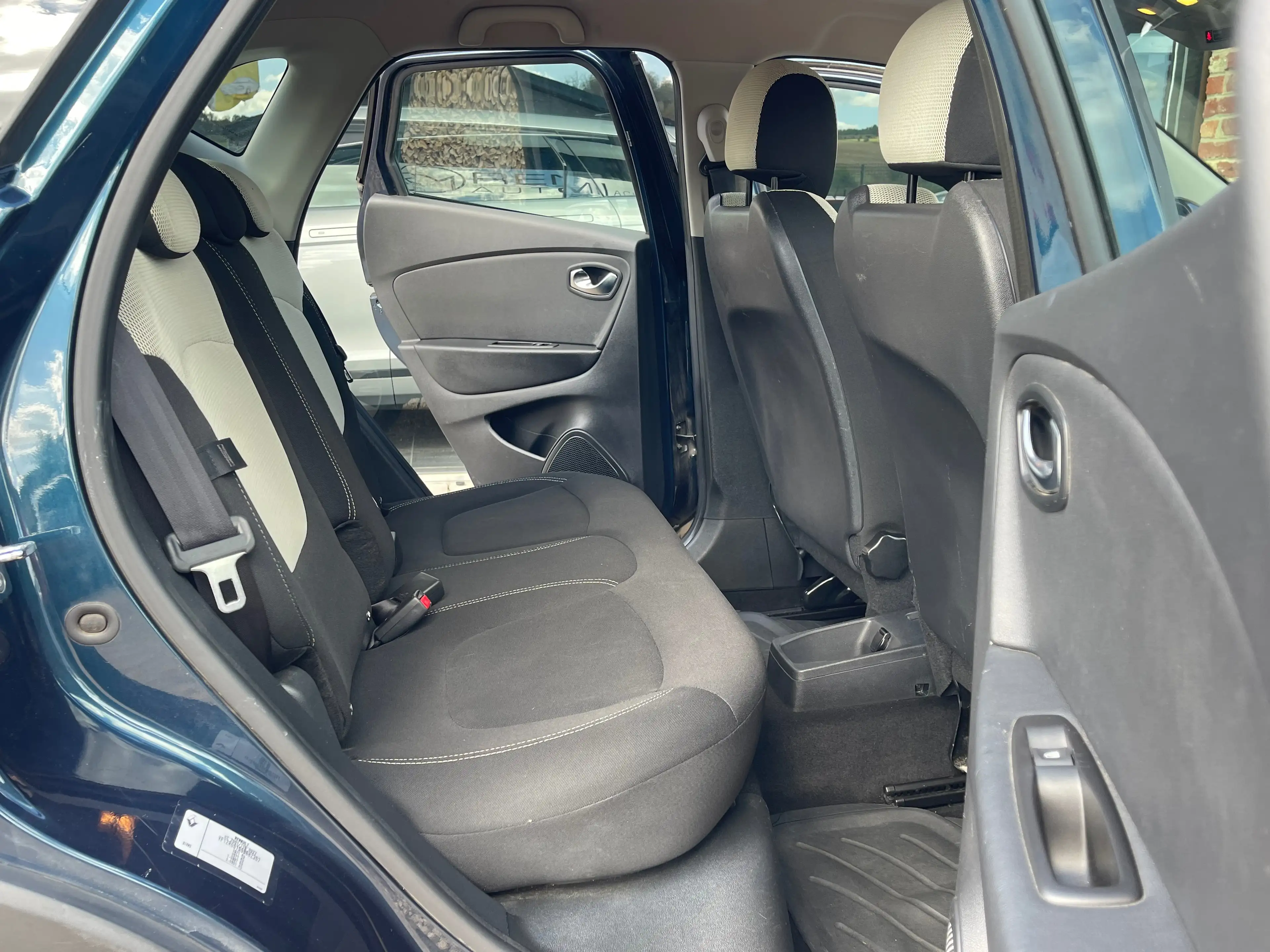 Renault Captur 0.9 TCe*NAVI*GARANTIE 1AN — photo 9