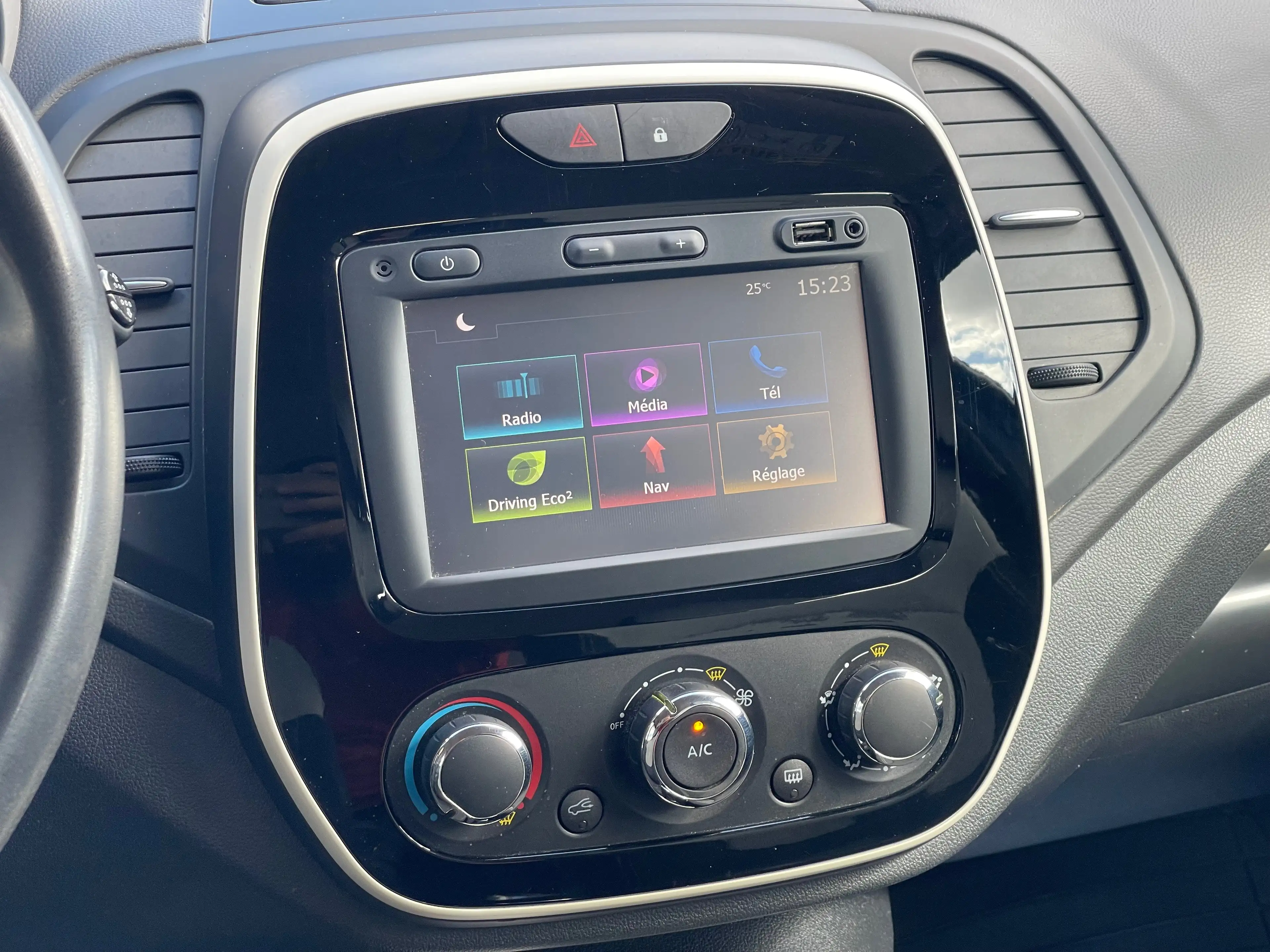 Renault Captur 0.9 TCe*NAVI*GARANTIE 1AN — photo 15