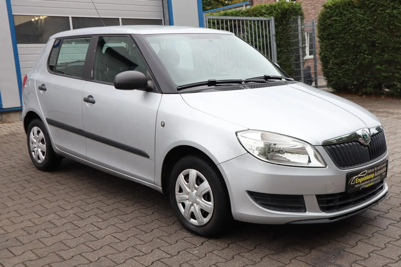 Skoda Fabia 1.2 Classic/KLIMA/ALLW./TÜV&SERVICE NEU Argent - 1