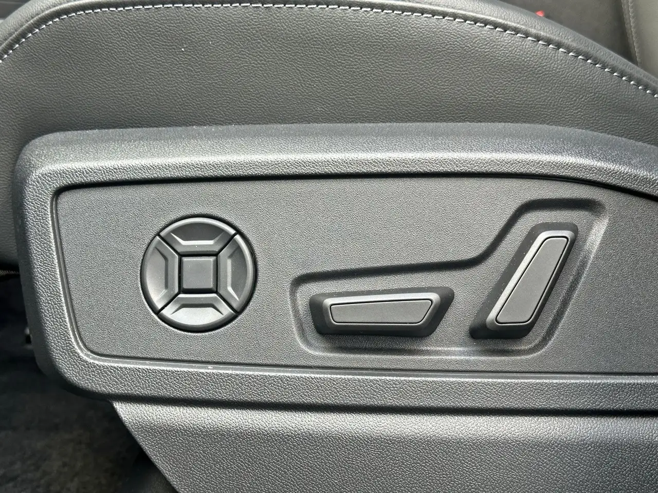 Audi Q5 2026 — фото 10