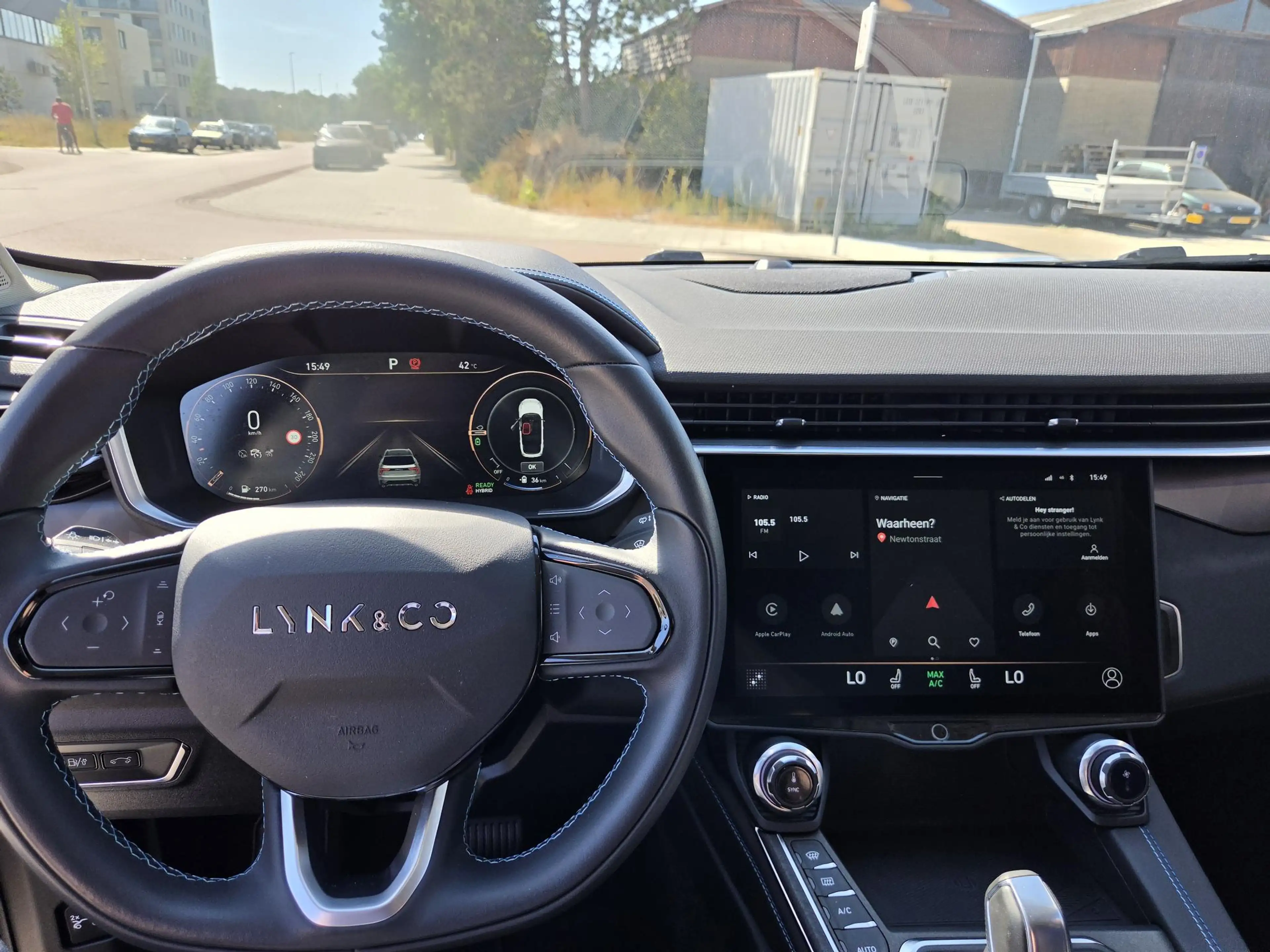 Lynk & Co 01 1.5 HYBRIDE | 360 camera | panodak | blindspot | e — photo 3