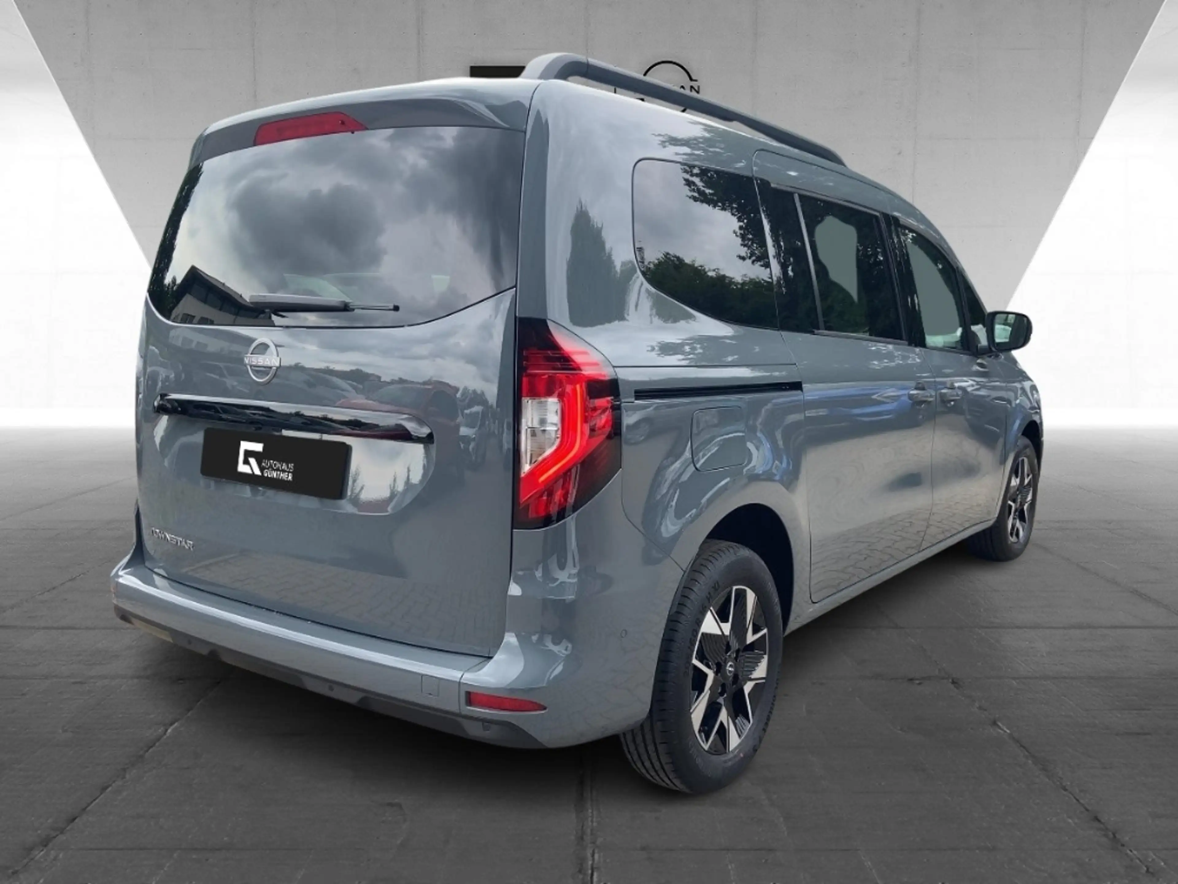 Nissan Townstar TEKNA Kombi 7-Sitze L2 130PS Winter/RFK/Navi/Carpl — photo 4