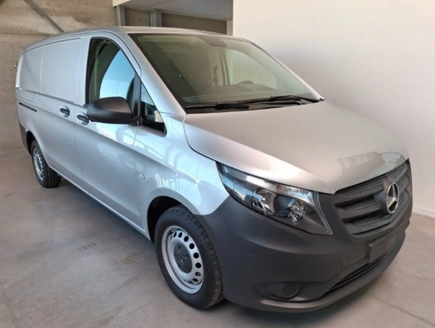 Mercedes-Benz Vito 114 CDI L2+CAMERA+AUDIO30+DAB+COMFORTZETEL Zilver - 1