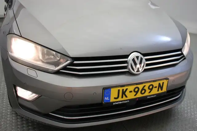 Volkswagen Golf Sportsvan view 29