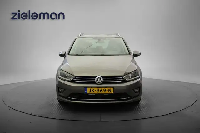 Volkswagen Golf Sportsvan view 15