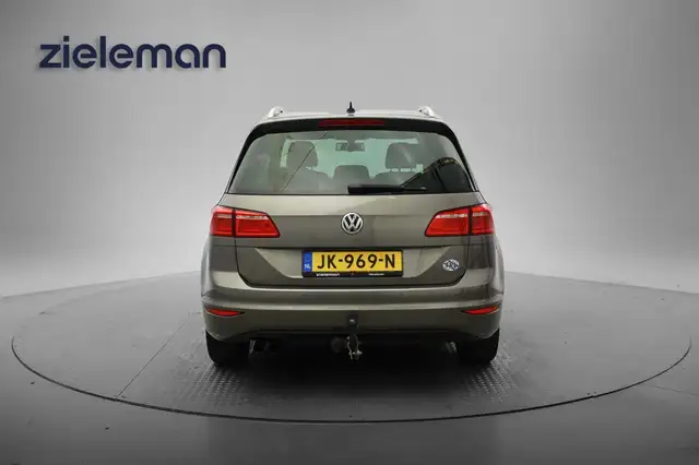 Volkswagen Golf Sportsvan view 18