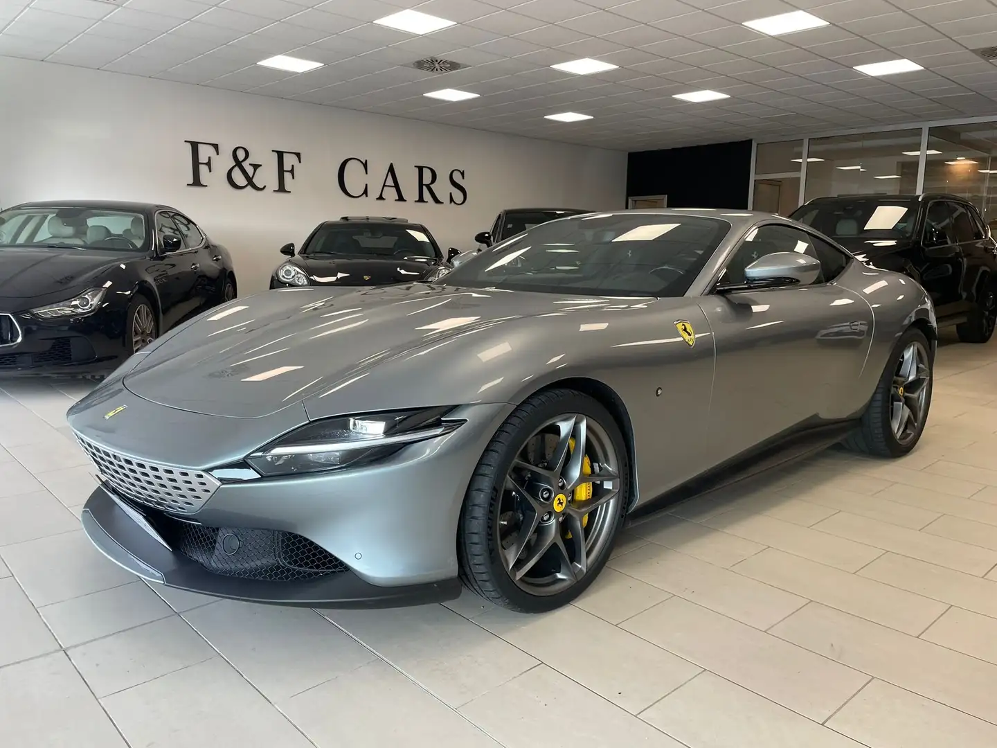 Ferrari Roma 3.9 Garanzia Ferrari fino al 02/2025 Uniproprietar Grey - 1