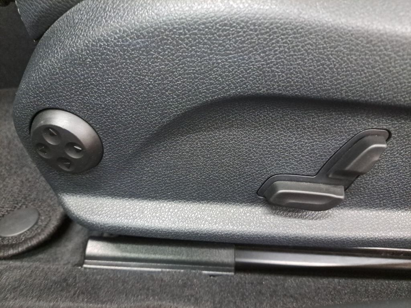 Mercedes-Benz C 300 Coupe 9G-TRONIC AMG Line LED NAVI — photo 9