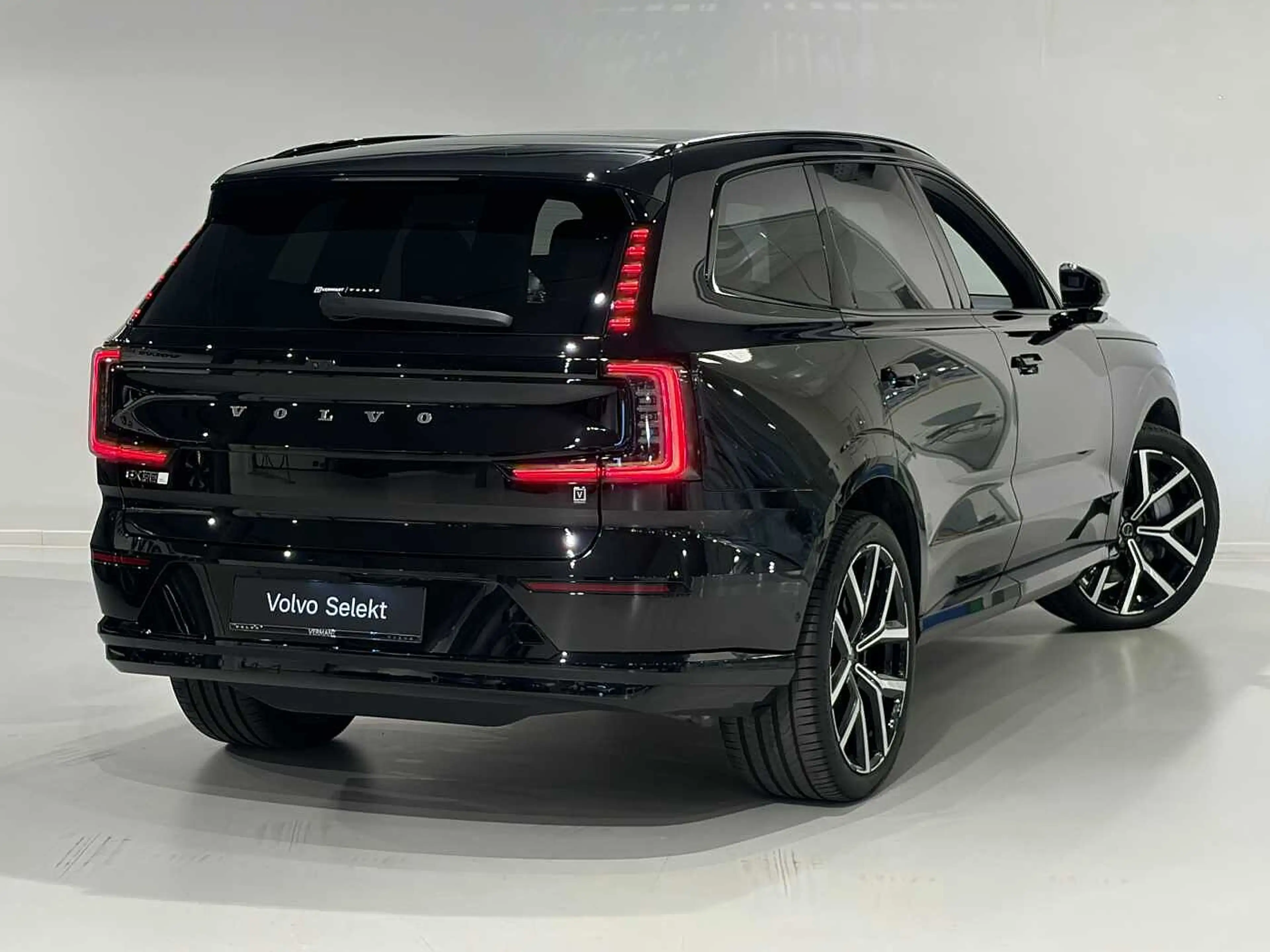 Volvo EX90 Ultra Twin Motor Perf ( 4x4 ) + 22 INCH/LUCHTVERIN — photo 2