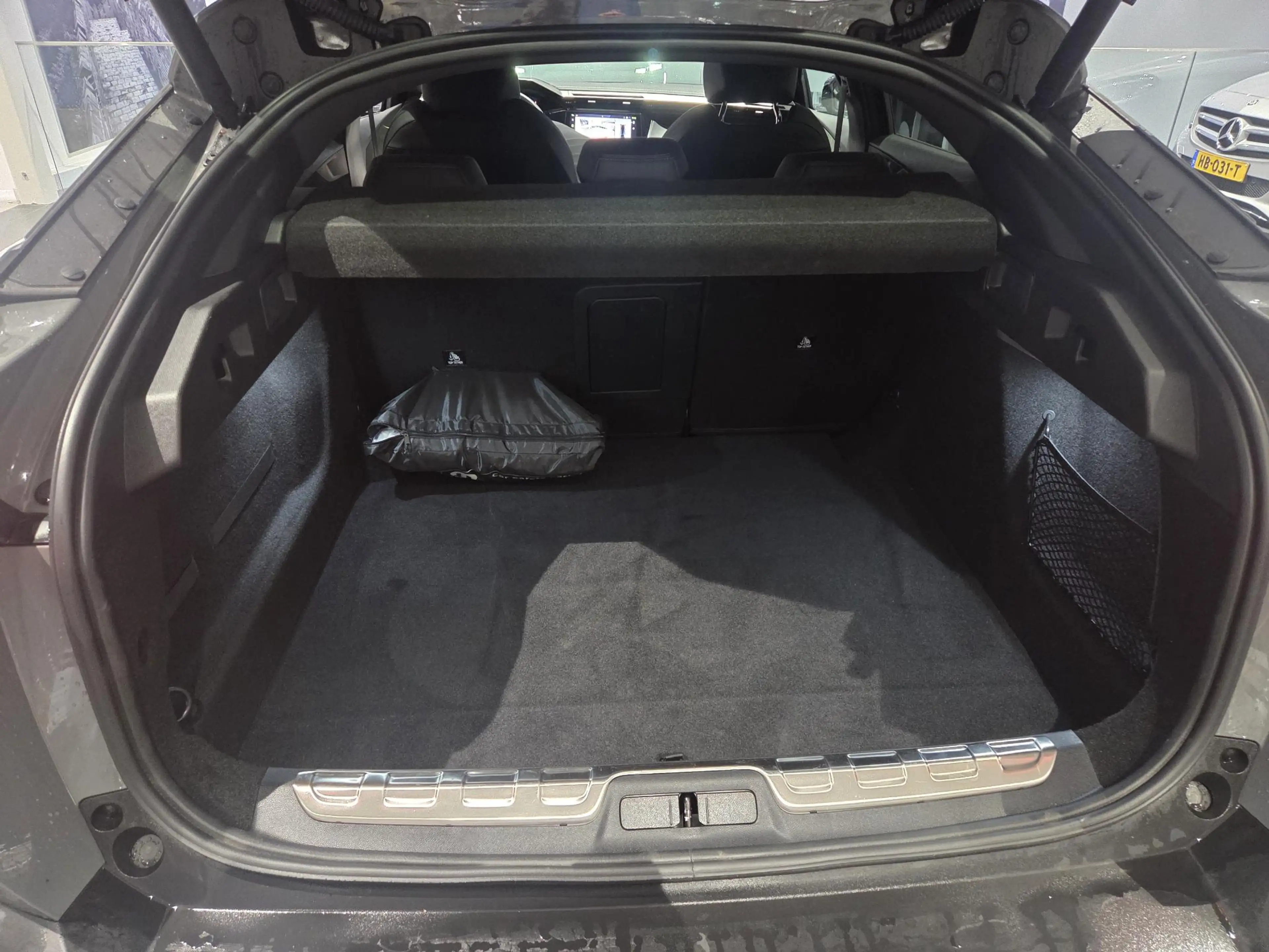 Peugeot 408 1.2 Hybrid 145 e-DCS6 GT — photo 7