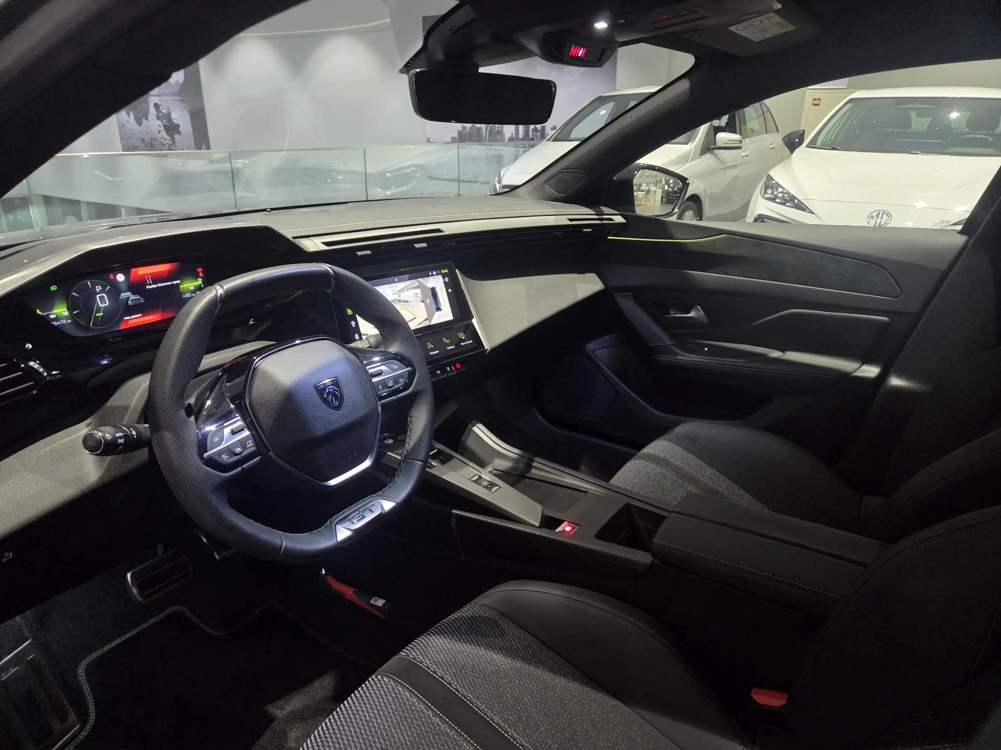 Peugeot 408 1.2 Hybrid 145 e-DCS6 GT — photo 8