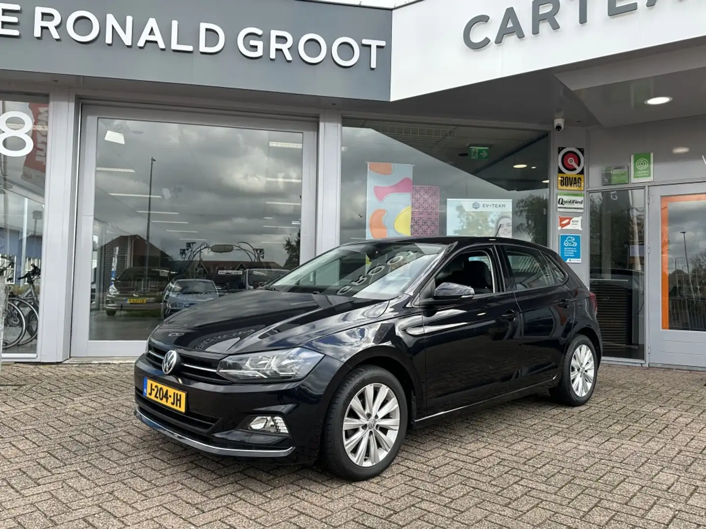 Volkswagen Polo 1.0 TSI Highline | ACC | Automaat | Carplay | Airc Zwart - 2