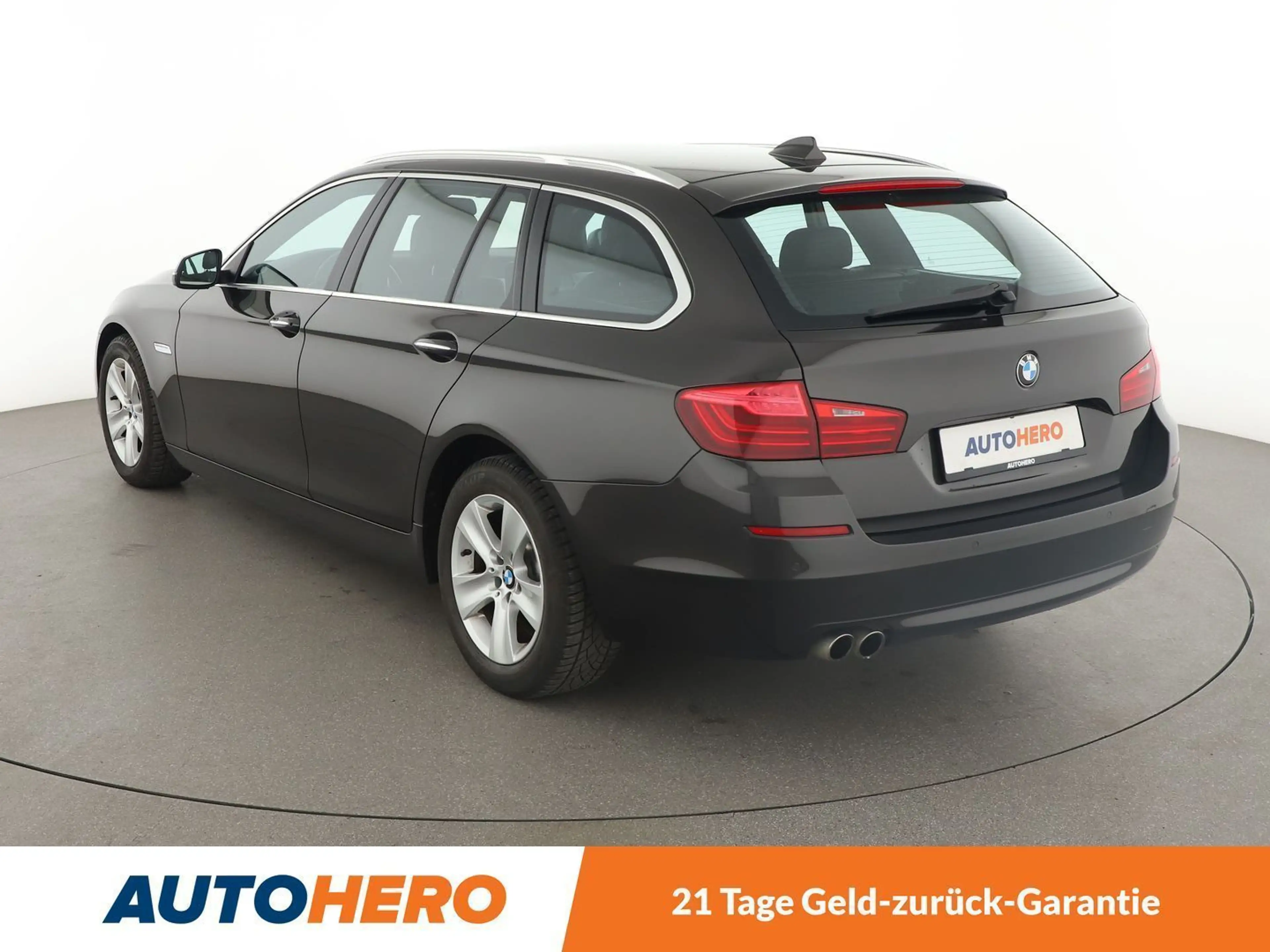 BMW 525 525d Aut.*NAVI*XENON*TEMPO*PDC* — photo 4